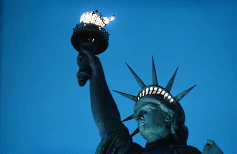 Statue of Liberty torch open to public in new museum: photos - Business ...
