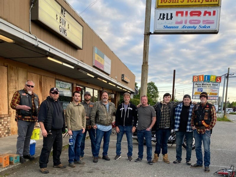 Living Behind Enemy Lines, Tale #30: Tom & Friends Guard Gun Store From Domestic Terrorists